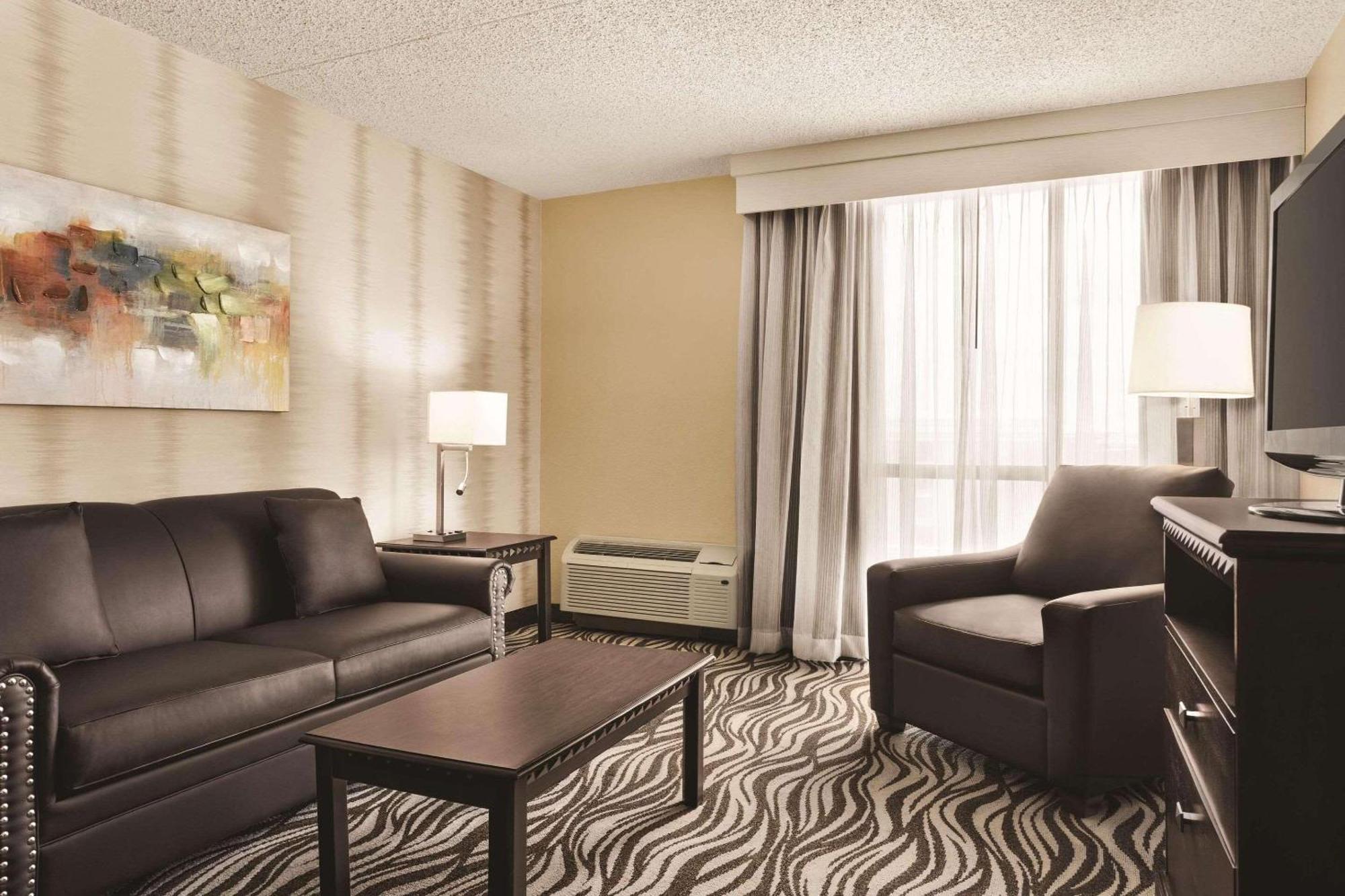 Radisson Hotel Fort Worth North-Fossil Creek Extérieur photo